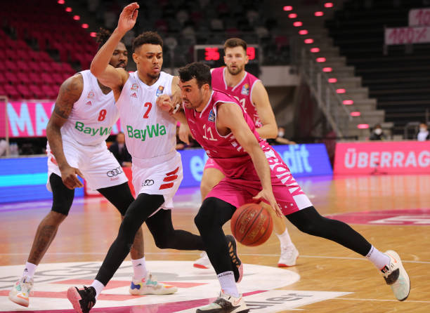 赛中发起冲 赛中发起冲