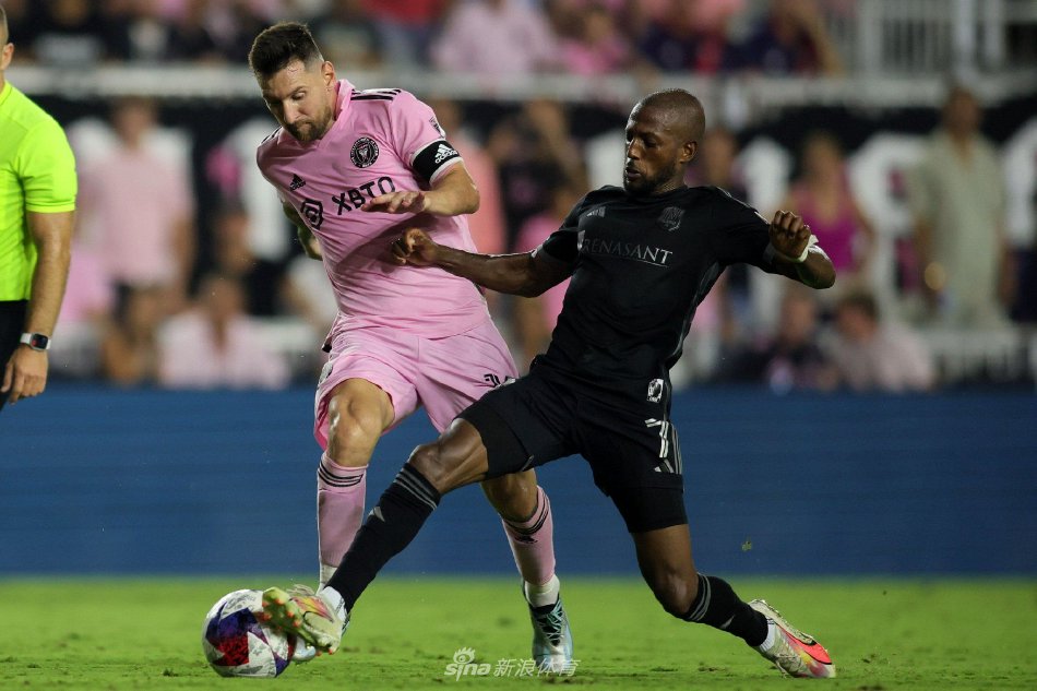 莱昂纳德 莱昂纳德