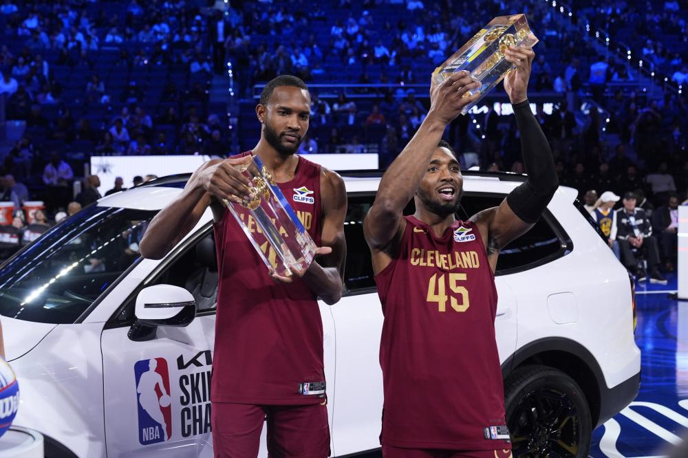 与球员间的 与球员间的