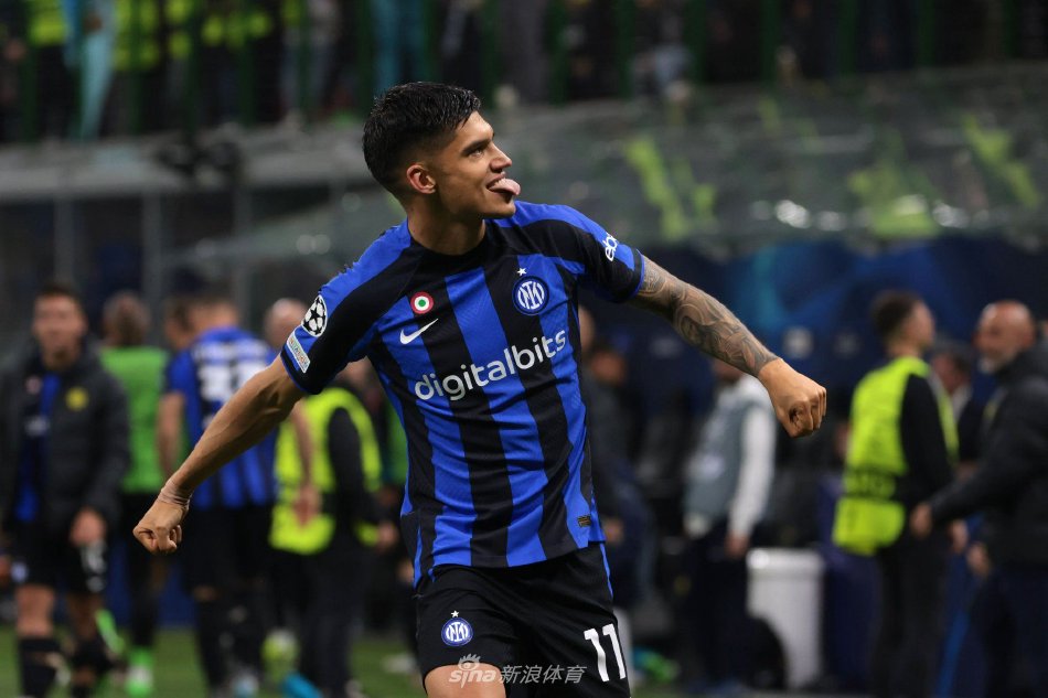 为卡斯蒂亚 为卡斯蒂亚